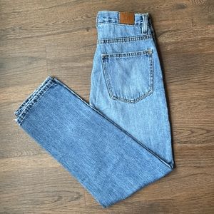 BDG urban outfitters Slim Straight Jean size 26